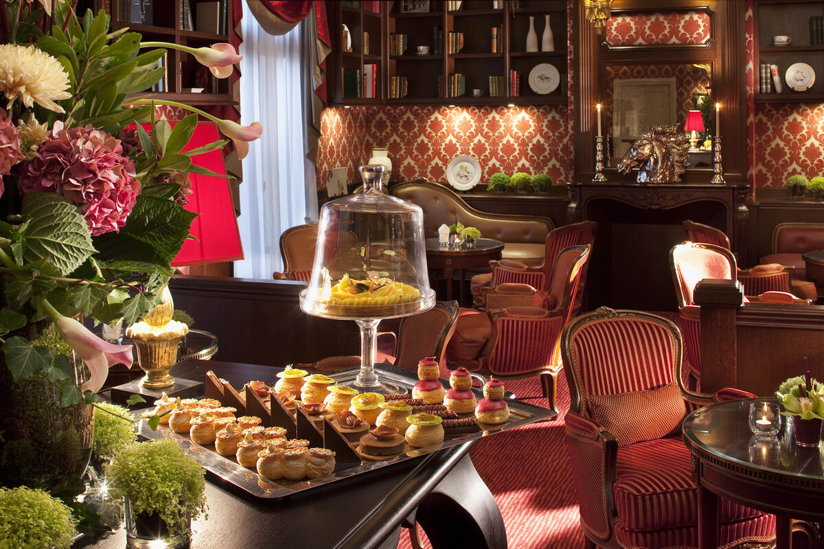 Lounge Bar