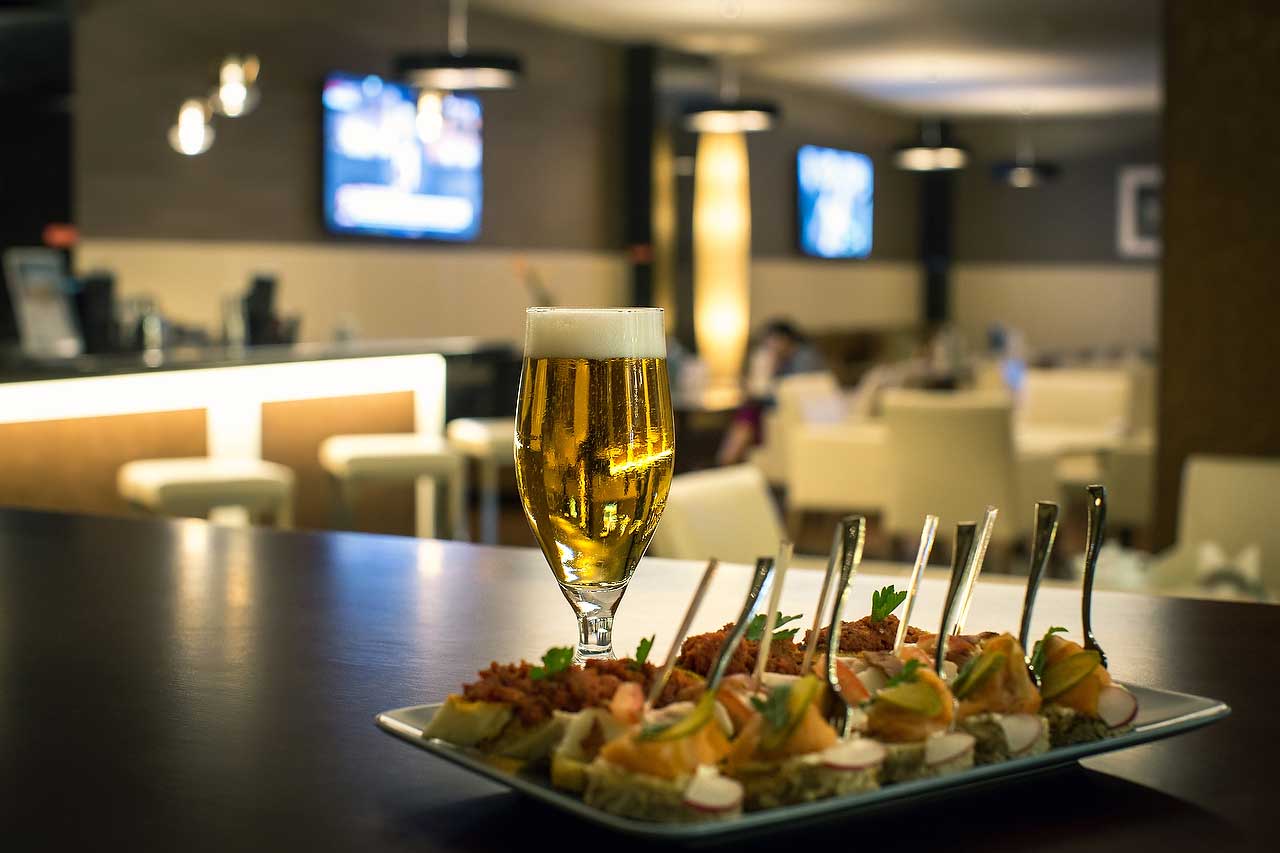 Wall Street Bar