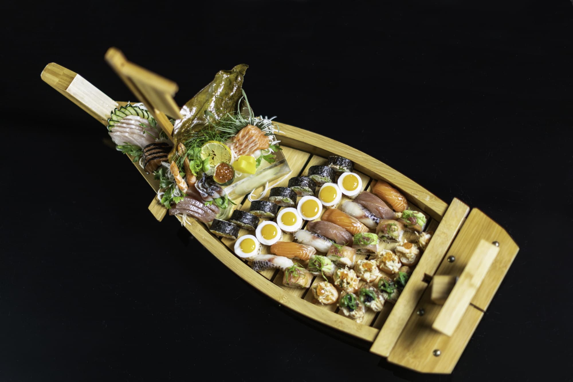 FIRST FOTO Epicsanaluanda Kimera Sushi