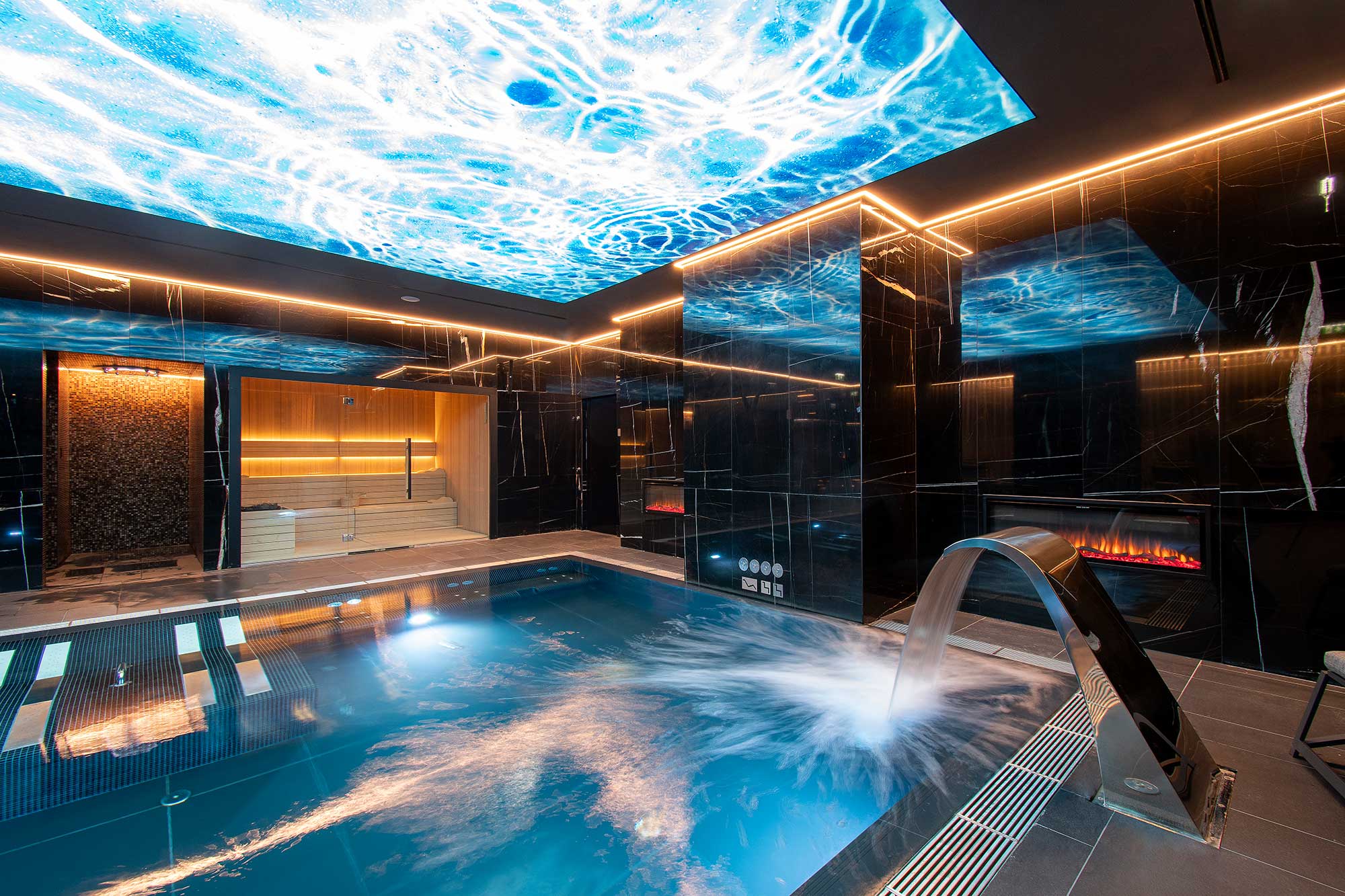 Piscina interior EPIC SANA Marquês