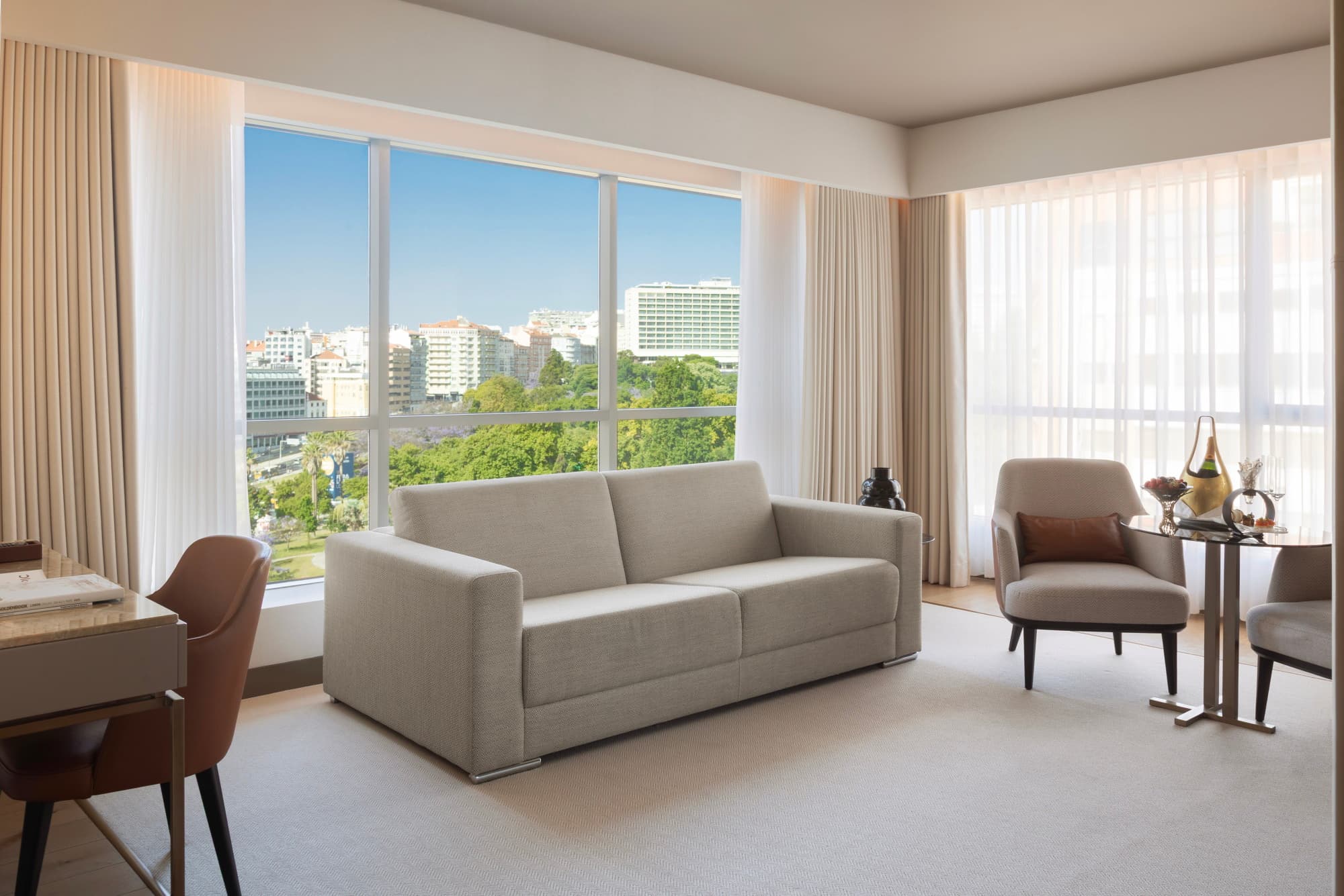 Premium Suite