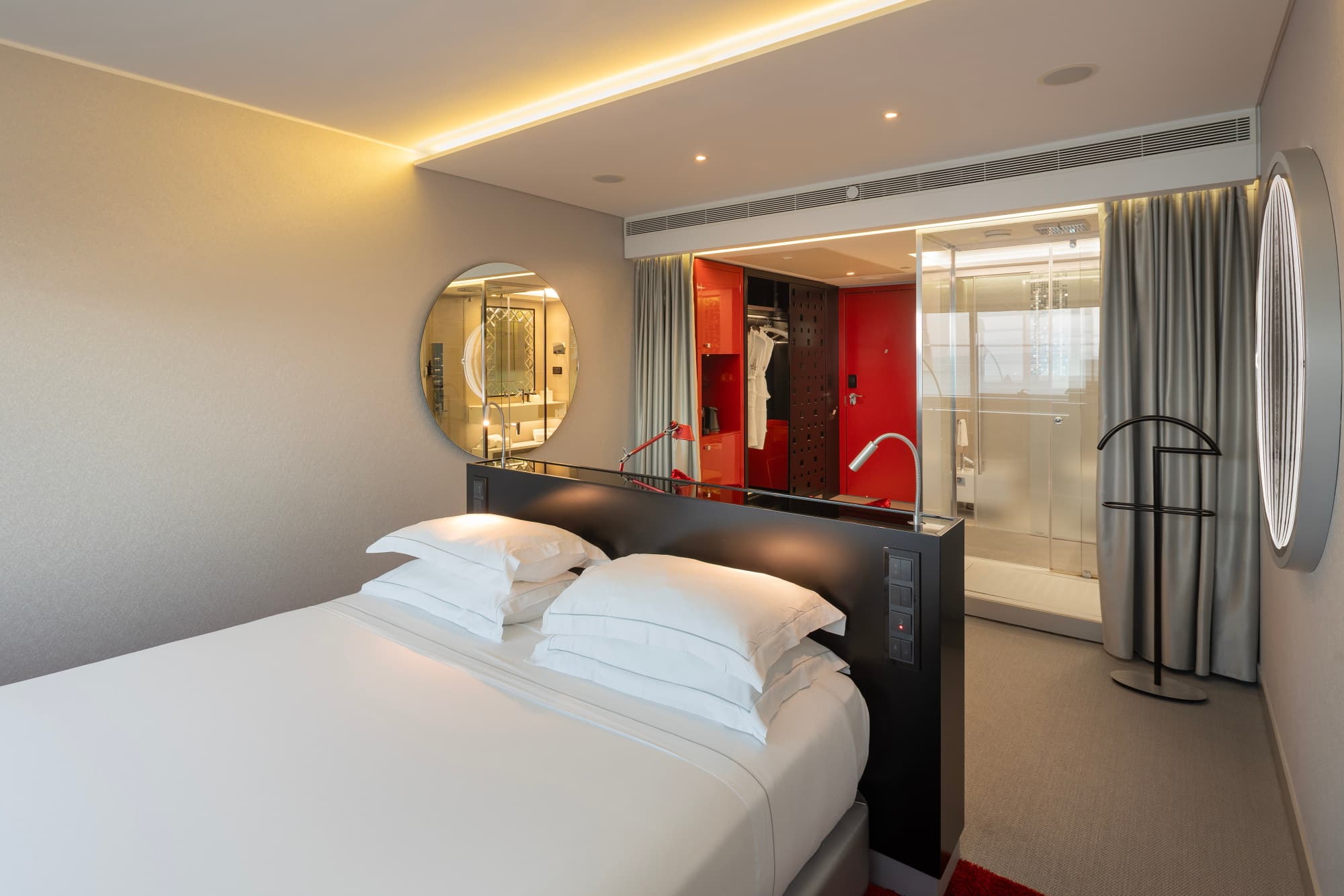 02 Deluxe Room Room MYRIAD By SANA