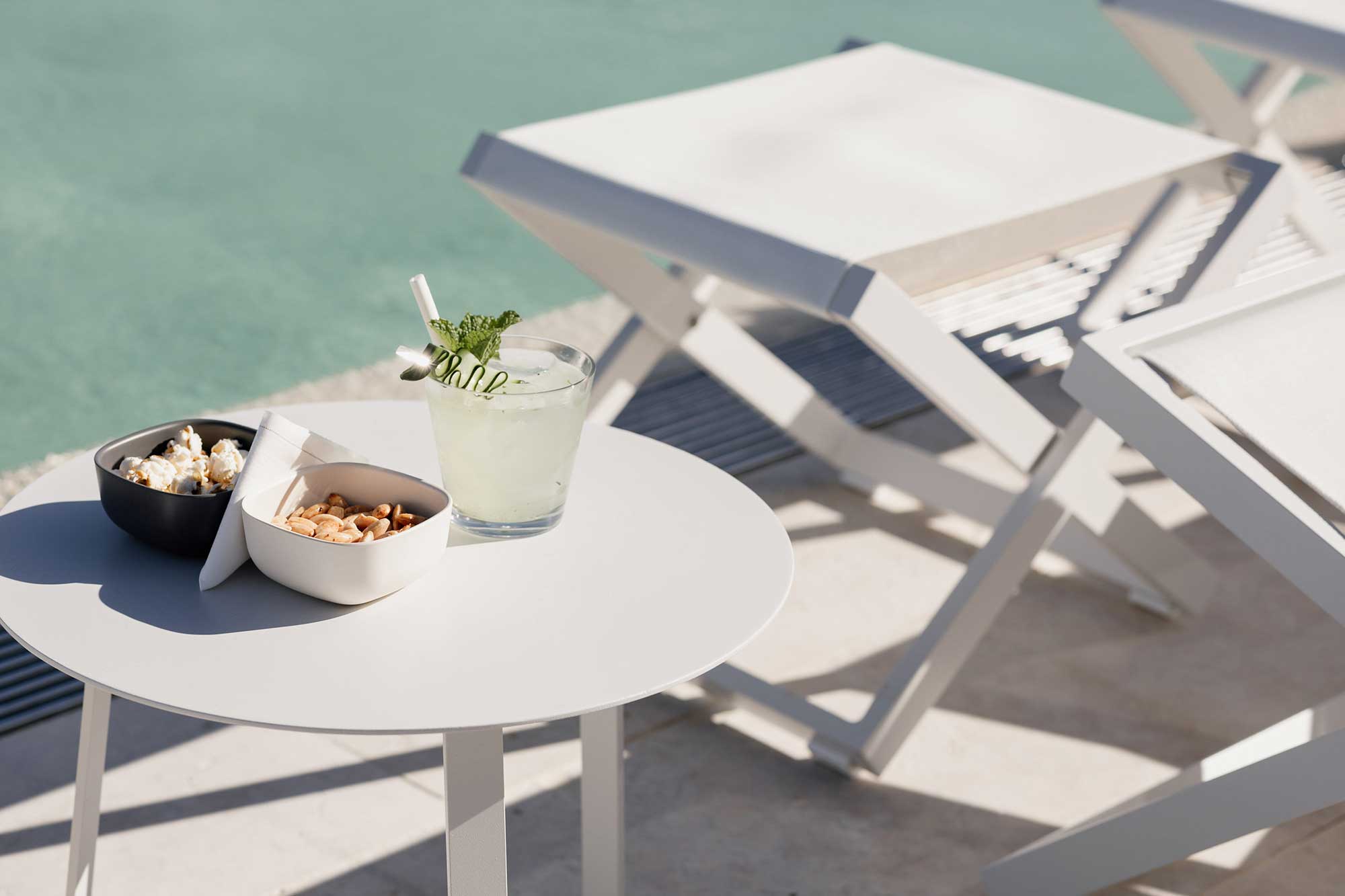 Sky Pool Lounge